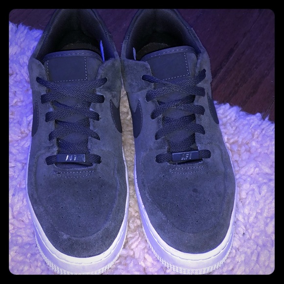 Nike women’s air force 1 platforms - Picture 1 of 5